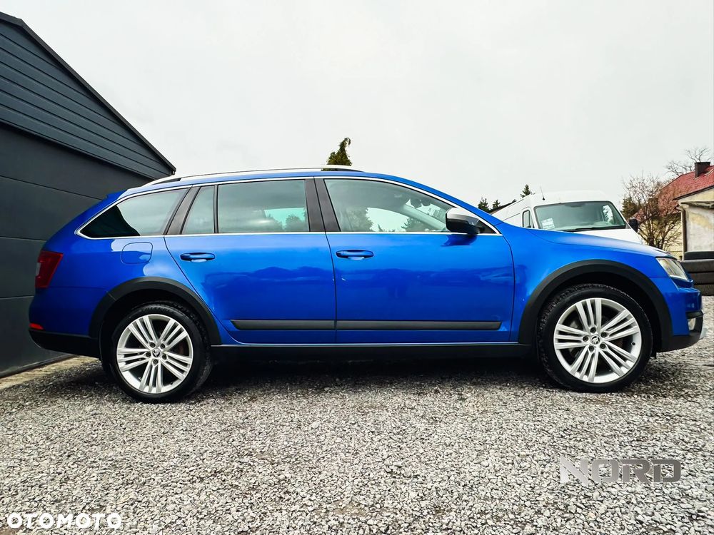 Skoda Octavia 2.0 TDI 4x4 DSG Scout - 3