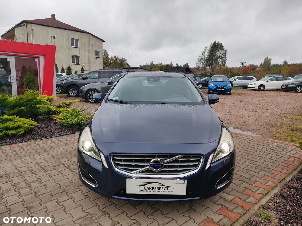 Volvo V60 D3 Geartronic Momentum - 6