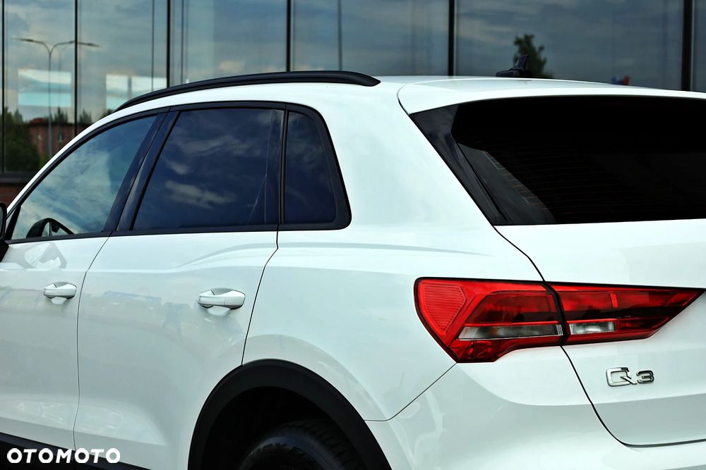 Audi Q3 35 TFSI S tronic - 14