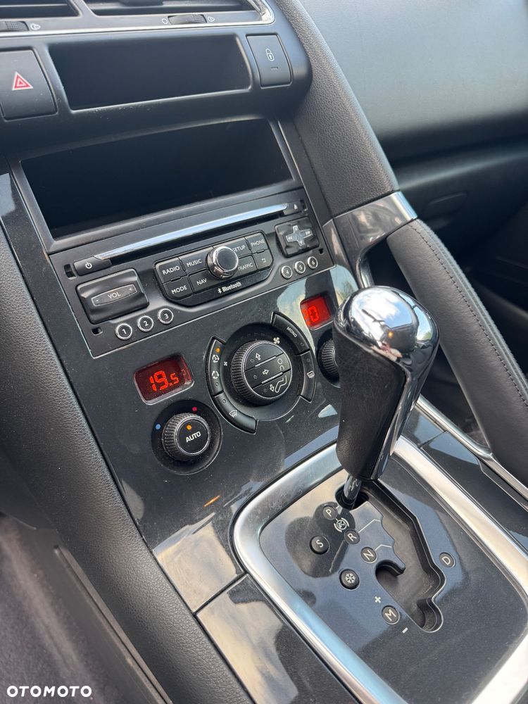 Peugeot 3008 - 17