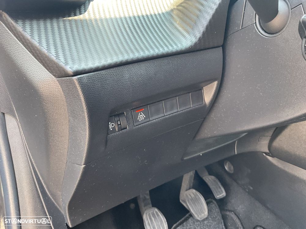 Peugeot 208 1.2 PureTech Active Pack - 22