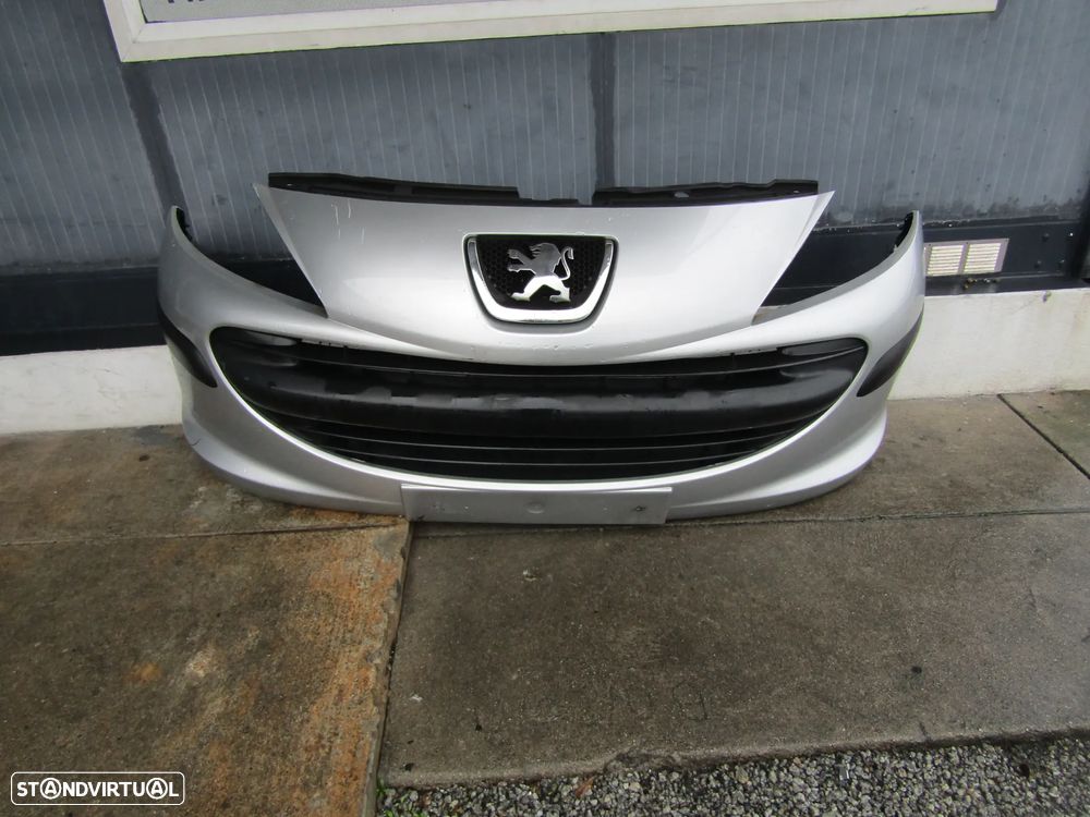 Para-choques Peugeot 207  ano 2007  (original em bom estado - 2