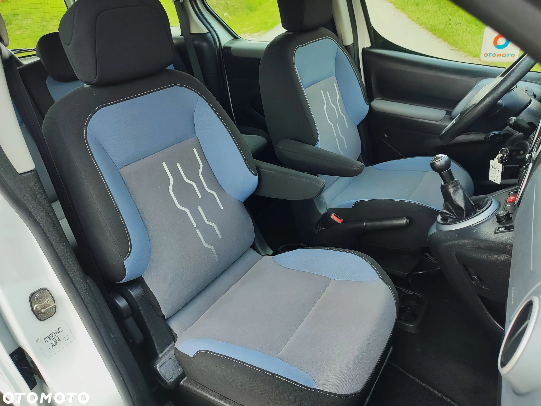 Peugeot Partner Tepee 120 VTi Active - 27