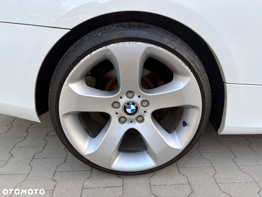 BMW Seria 3 320d DPF M Sport Edition - 26