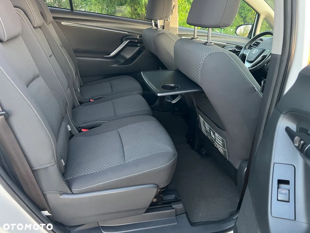 Toyota Verso 2.0 D-4D Premium - 14