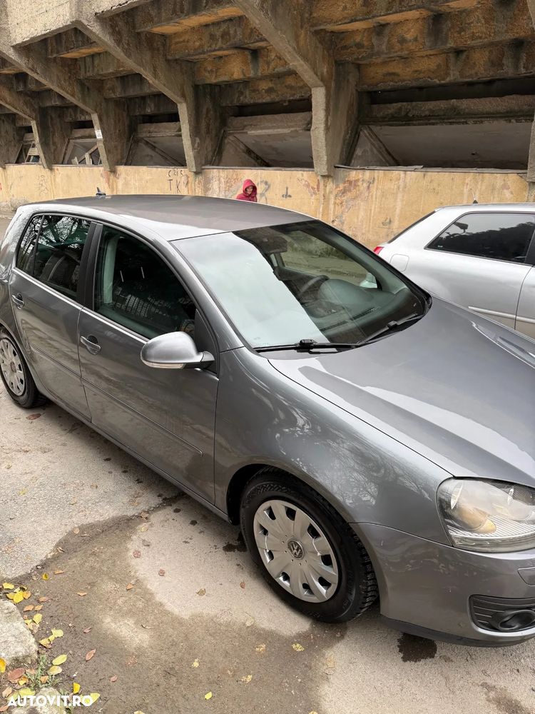 Volkswagen Golf 2.0 TDI DPF GT Sport - 2