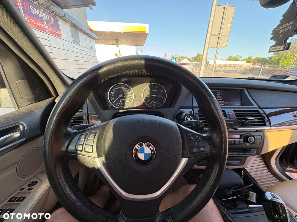 BMW X5 3.5d xDrive - 12