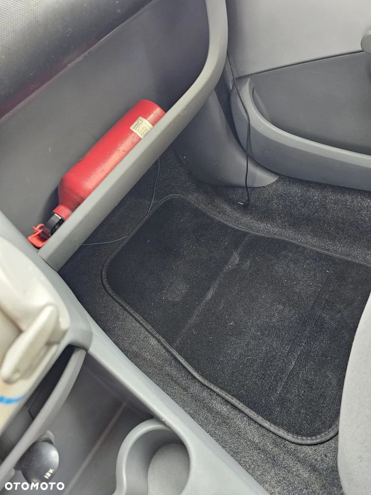 Peugeot 107 70 Filou - 6