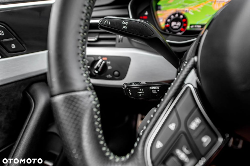 Audi A4 Avant 2.0 TFSI ultra S tronic sport - 31