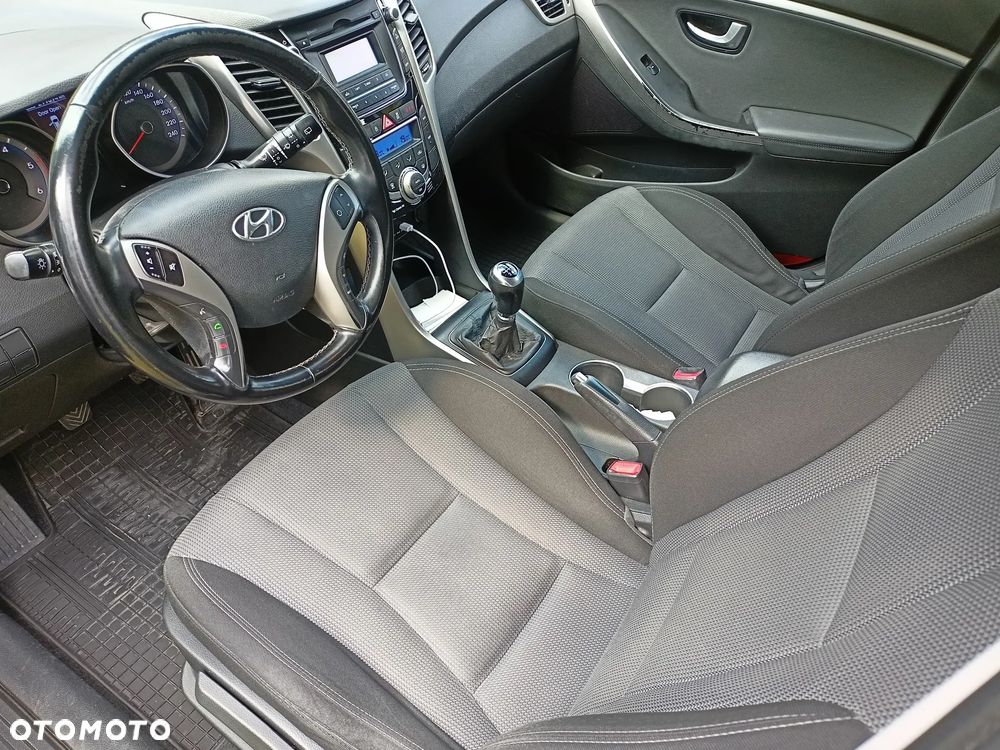Hyundai i30 1.6 CRDi Comfort - 8