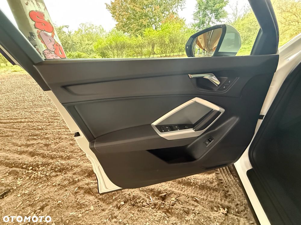 Audi Q3 35 TFSI S tronic - 19