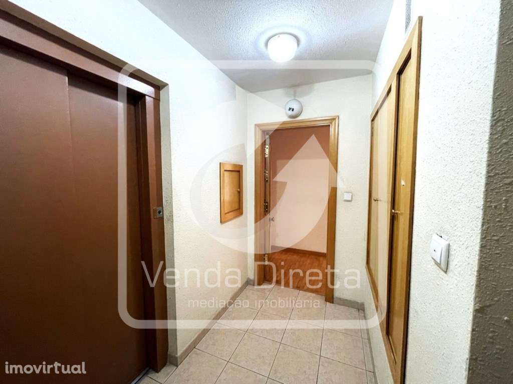 Apartamento T3 com 136 m² | Varanda, Parqueamento e Arrecadação | A... - Grande imagem: 4/20