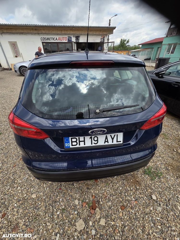 Ford Focus 1.5 TDCi Trend - 4