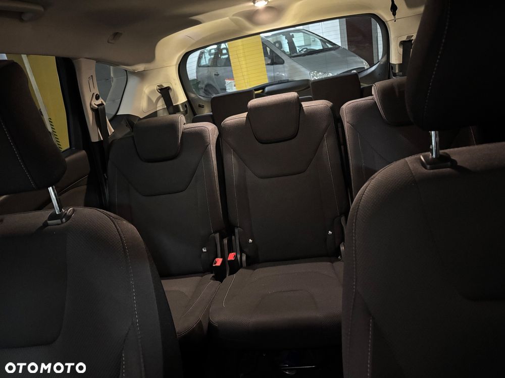 Ford S-Max 2.0 TDCi 4WD Titanium PowerShift - 12