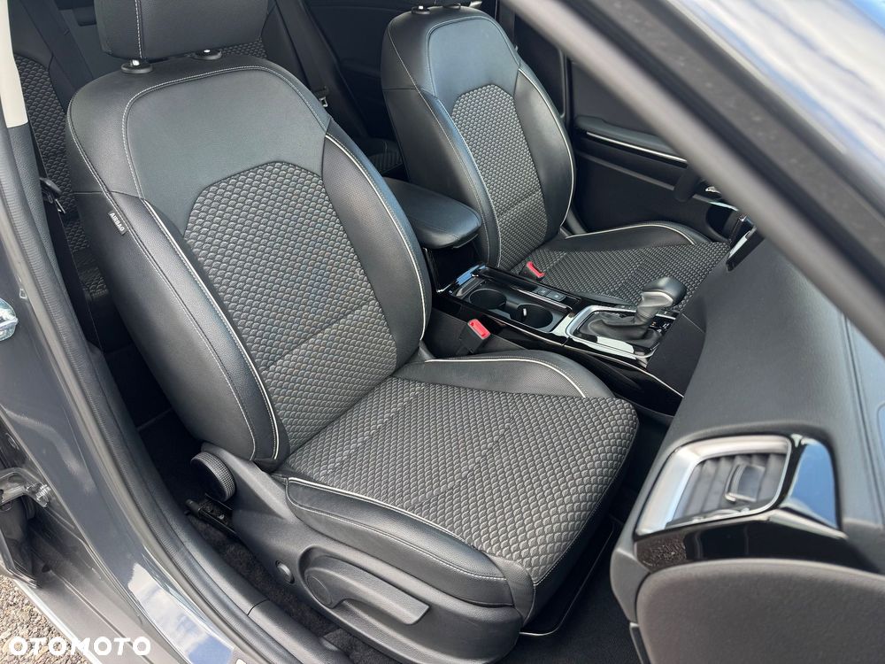 Kia XCeed - 11