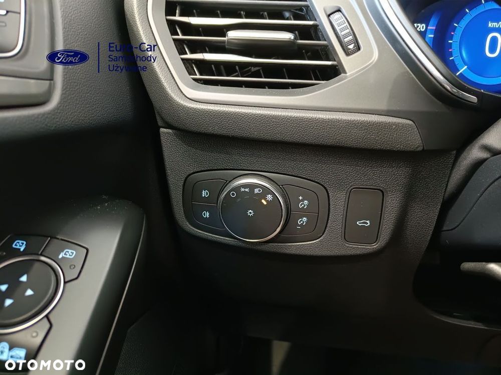 Ford Focus - 28