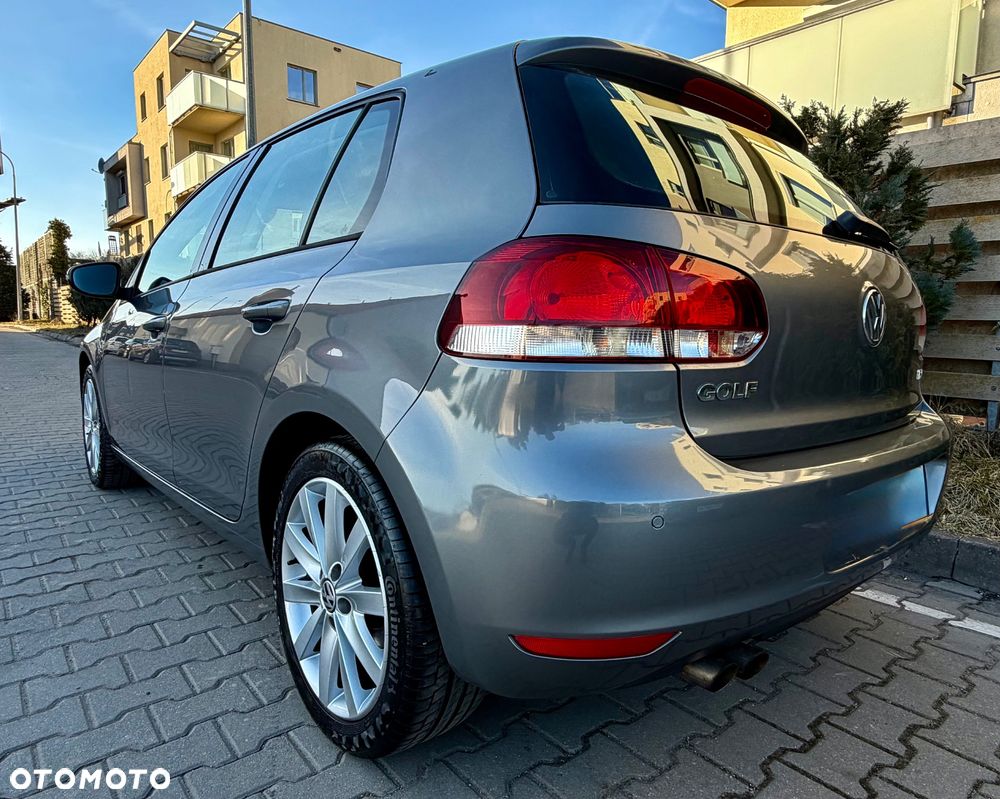 Volkswagen Golf - 16