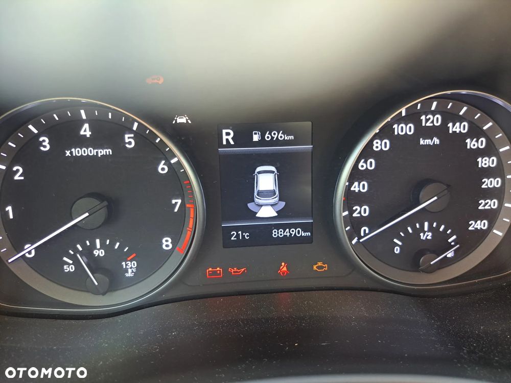 Hyundai i30 1.5 DPI Classic + - 10