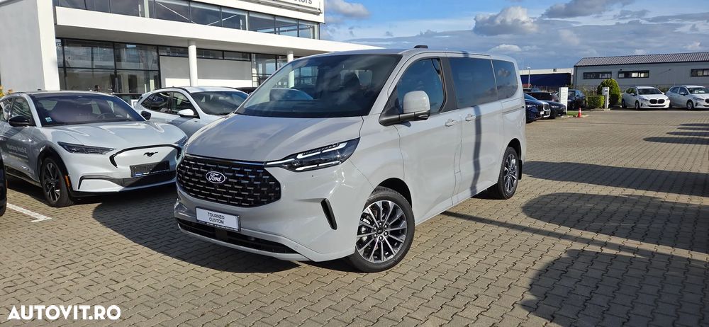 Ford Tourneo Custom Bus 320S 2.0 EcoBlue 170 CP 8AT L1H1 FWD Titanium X - 4