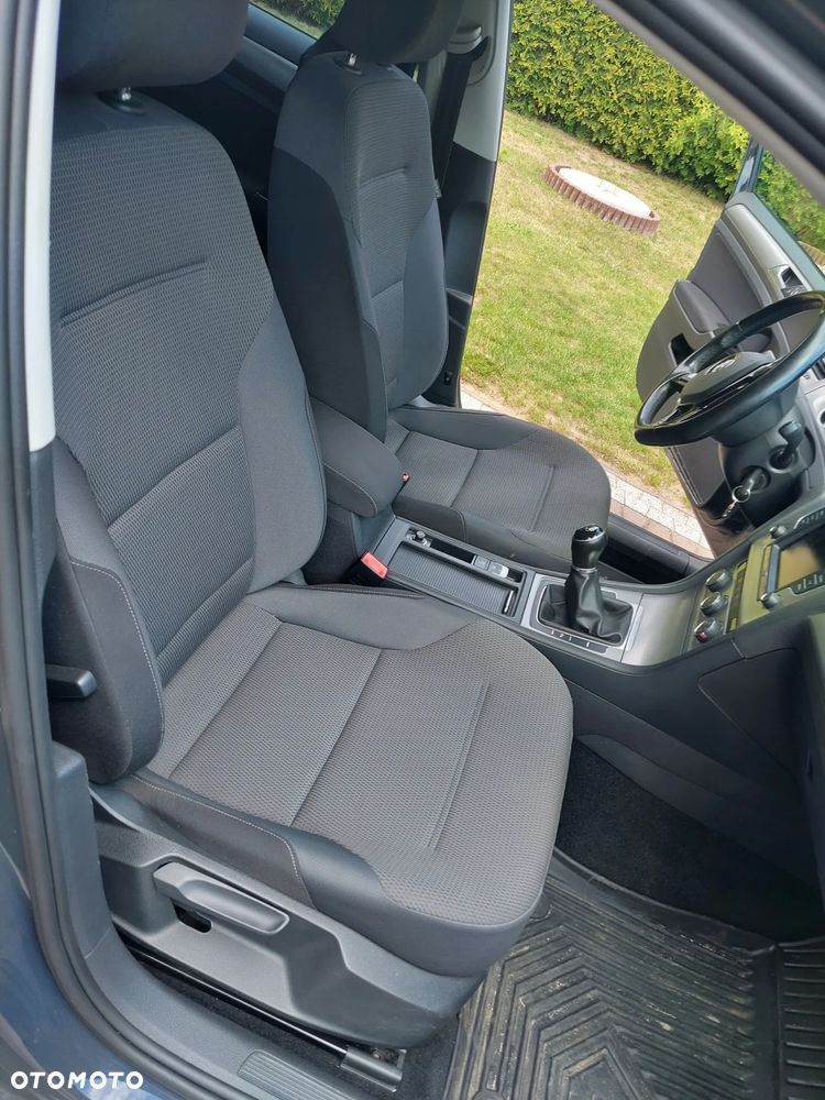 Volkswagen Golf 1.6 TDI BlueMotion Trendline - 9