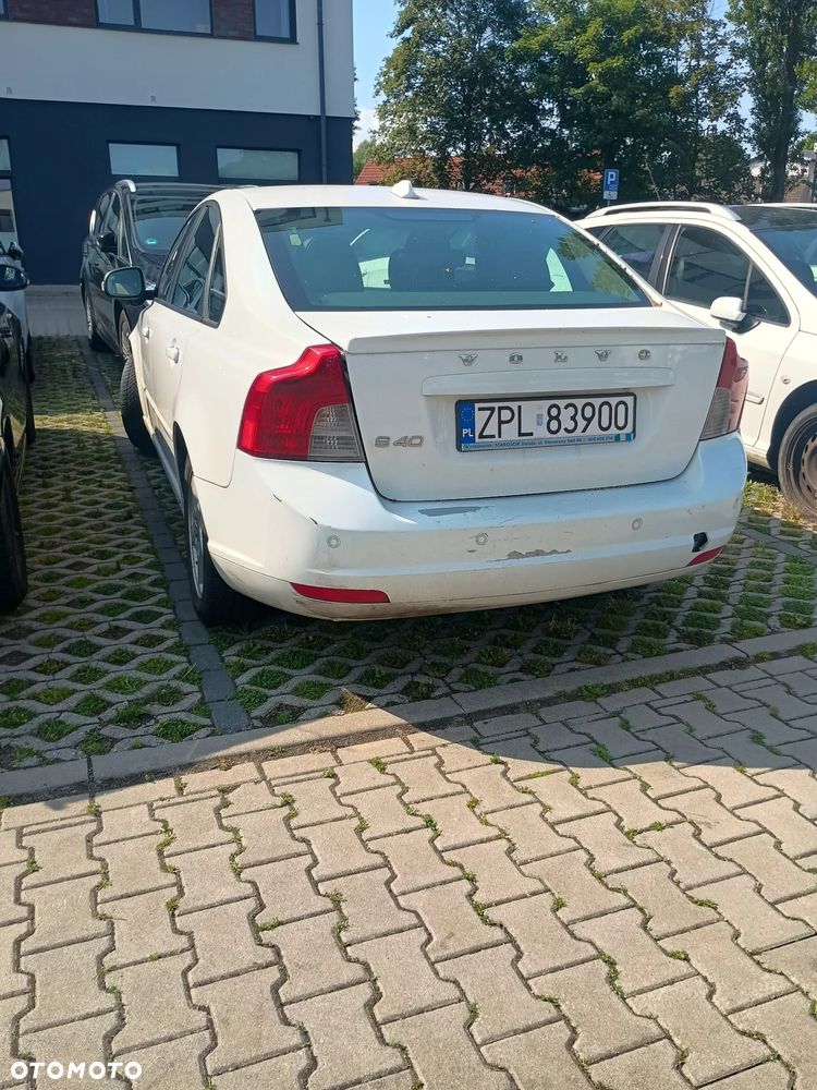 Volvo S40 1.6D DRIVe Kinetic Start-Stop - 3