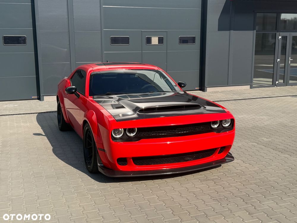 Dodge Challenger - 2