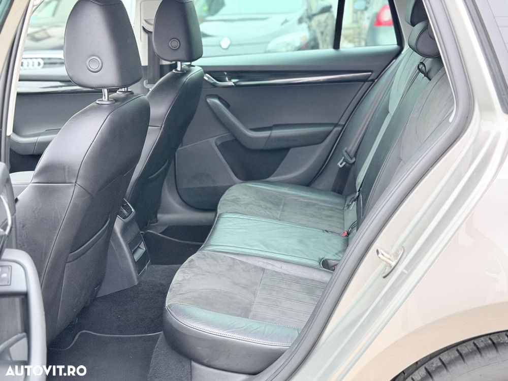 Skoda Octavia Combi Diesel 1.6 TDI DSG Style - 10