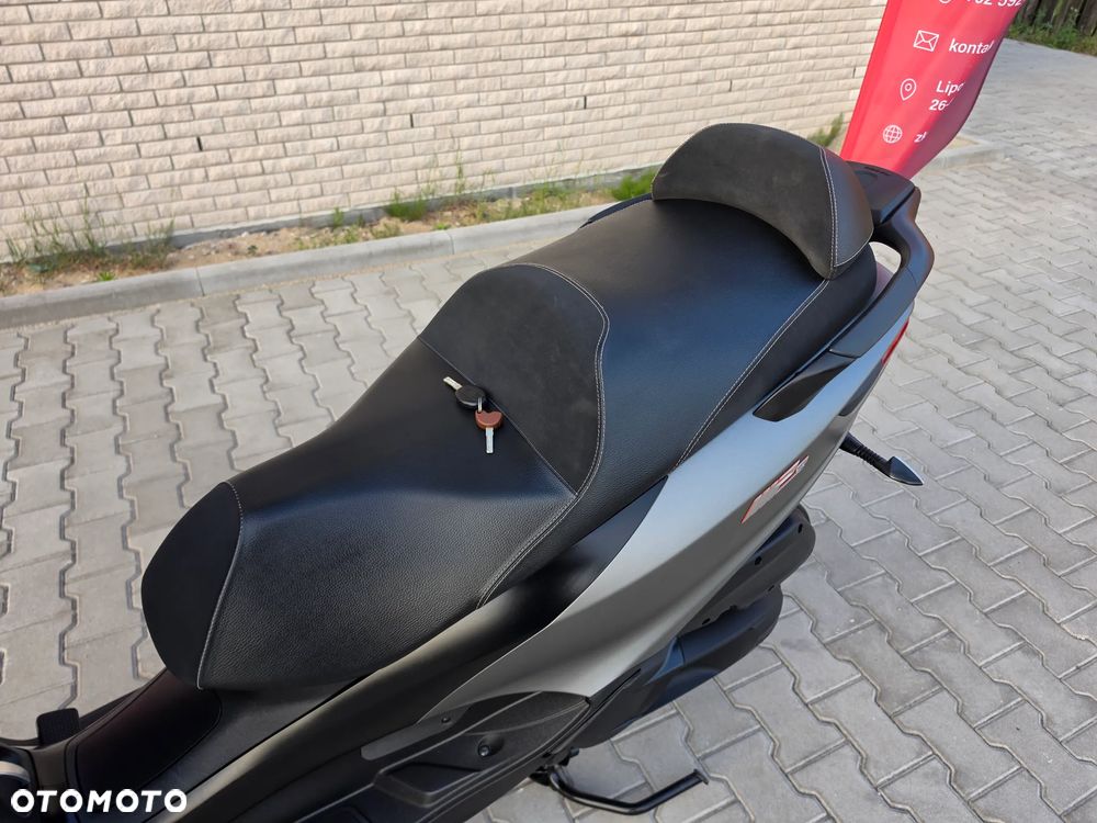 Piaggio MP-3 - 5