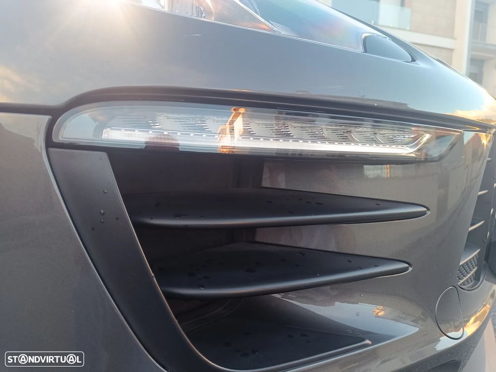 Porsche Macan Standard - 9