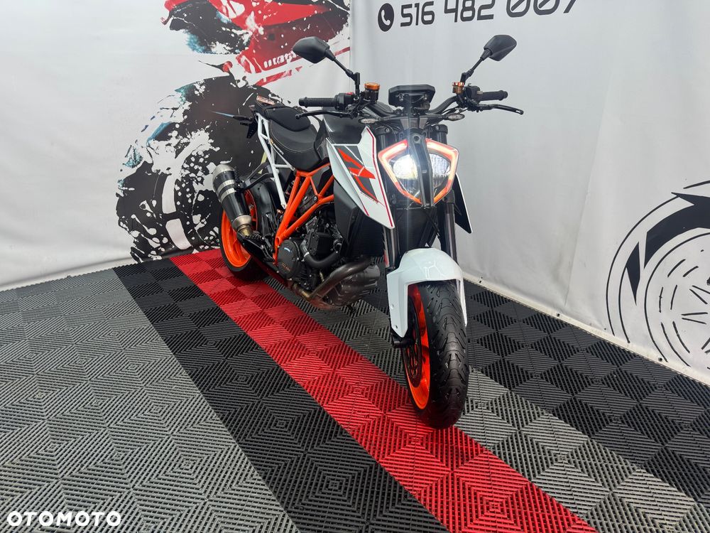 KTM Super Duke - 38