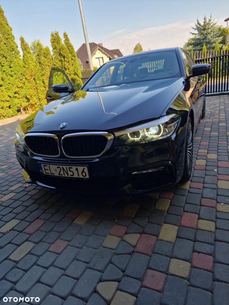 BMW Seria 5 520d xDrive - 4