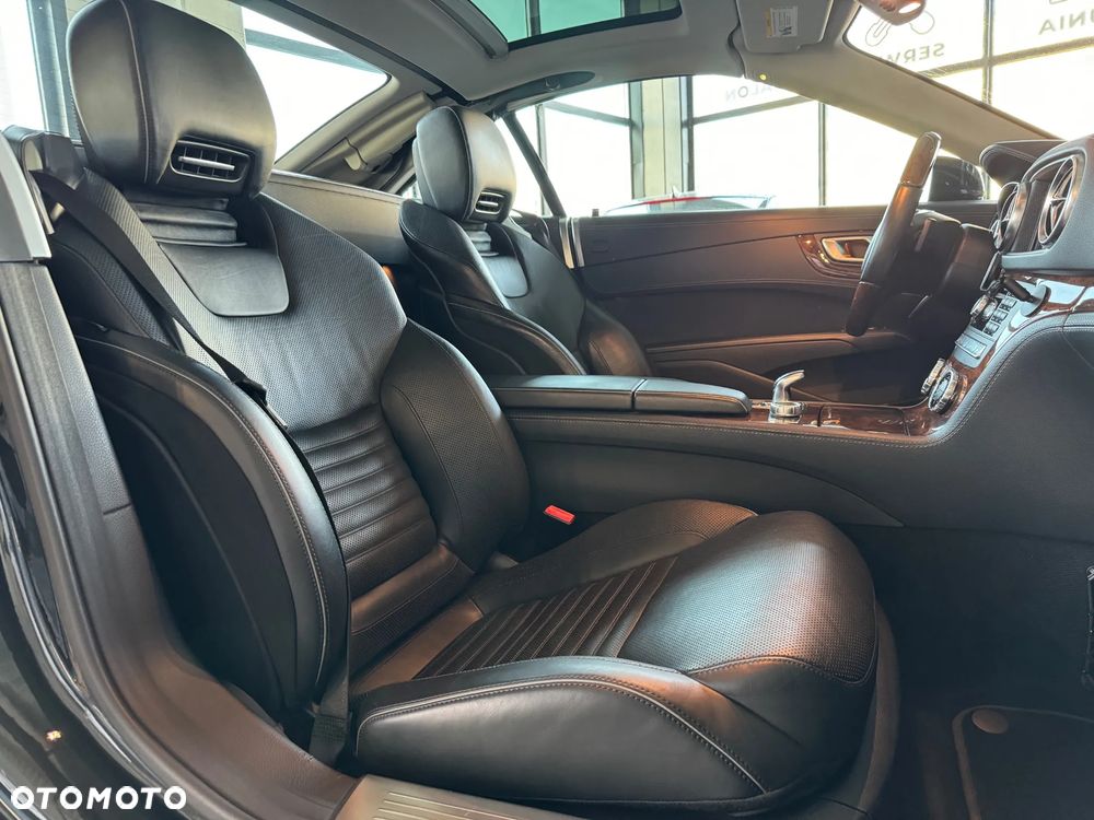 Mercedes-Benz SL 500 7G-TRONIC - 15