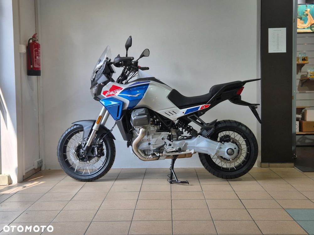 Moto Guzzi Stelvio - 2
