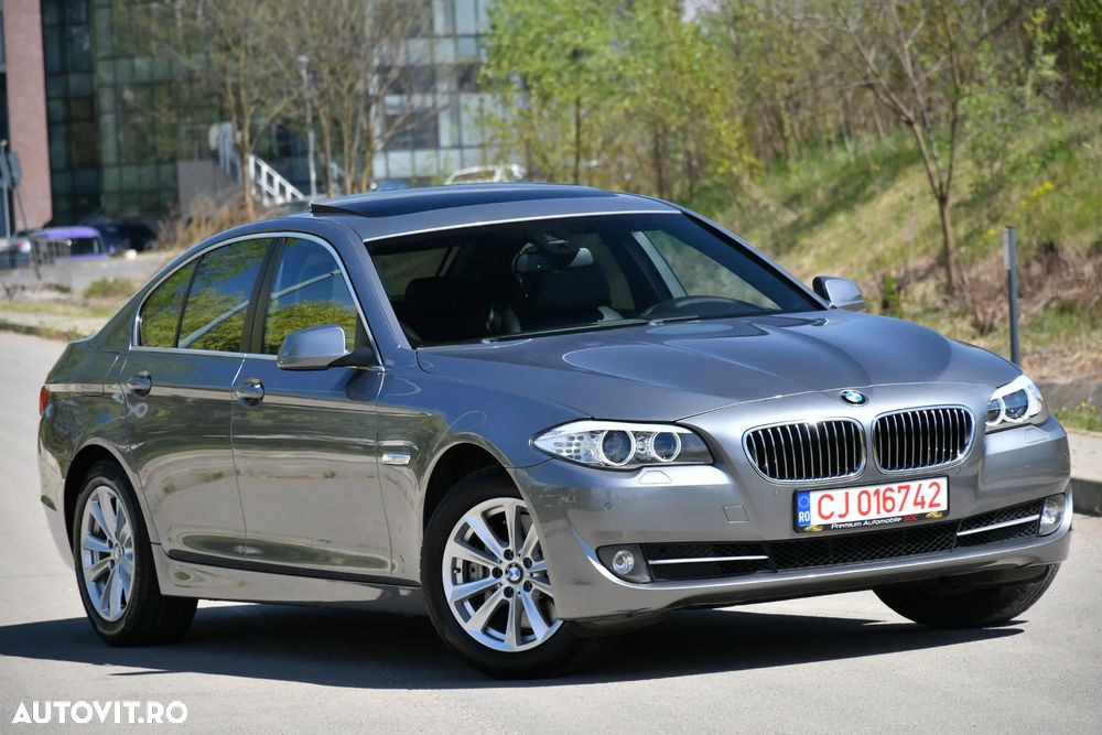 BMW Seria 5 525d xDrive Sport-Aut. Luxury Line - 14