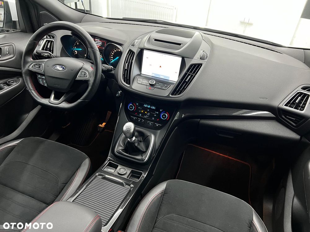Ford Kuga - 23