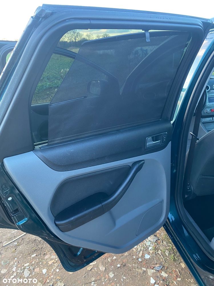 Ford Focus 1.8 Titanium - 18