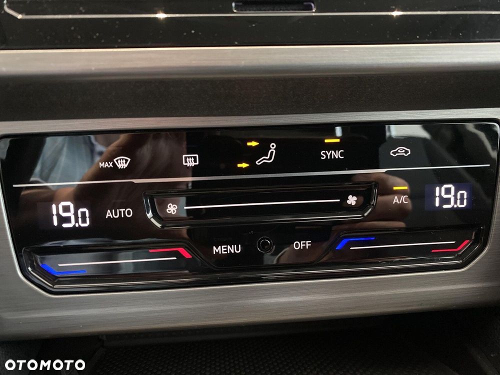 Volkswagen Passat - 17