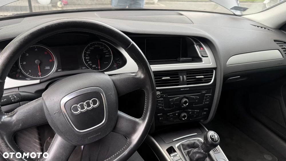 Audi A4 Limousine 2.0 TDI - 8