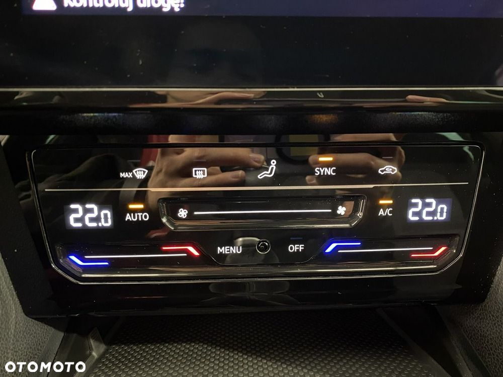 Volkswagen Passat - 22
