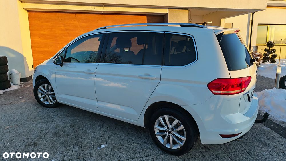 Volkswagen Touran 2.0 TDI SCR (BlueMotion Technology) DSG Highline - 28