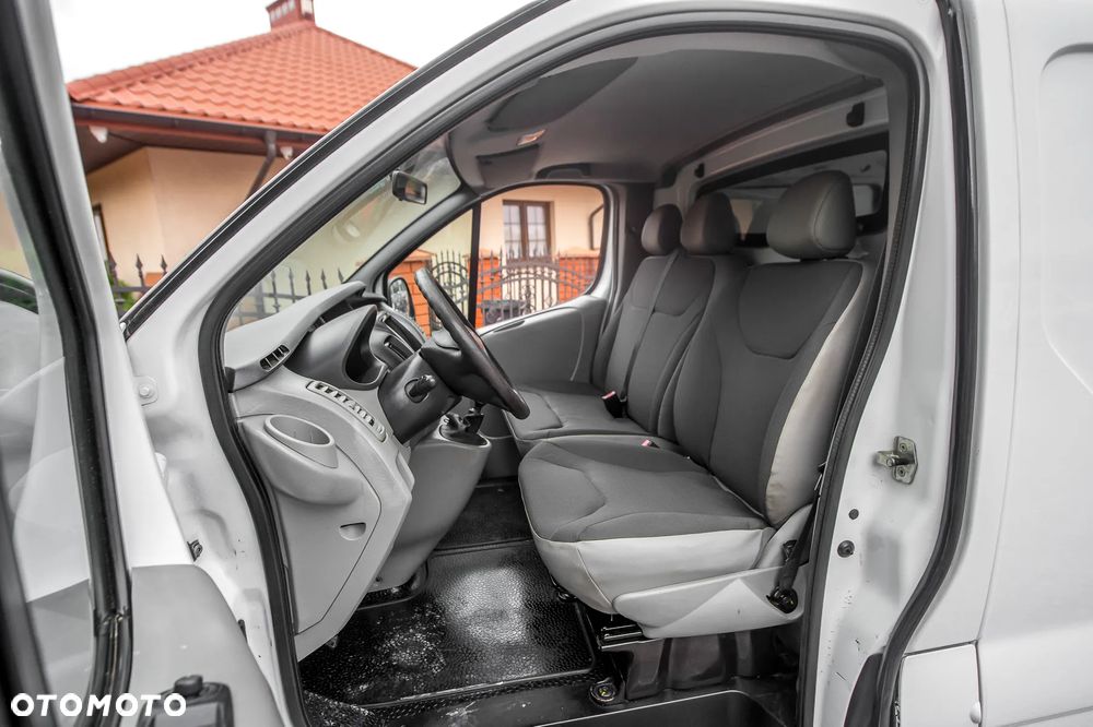 Renault Trafic - 15