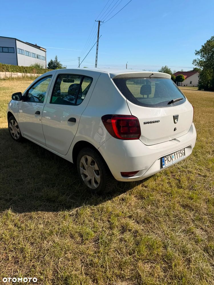Dacia Sandero - 4