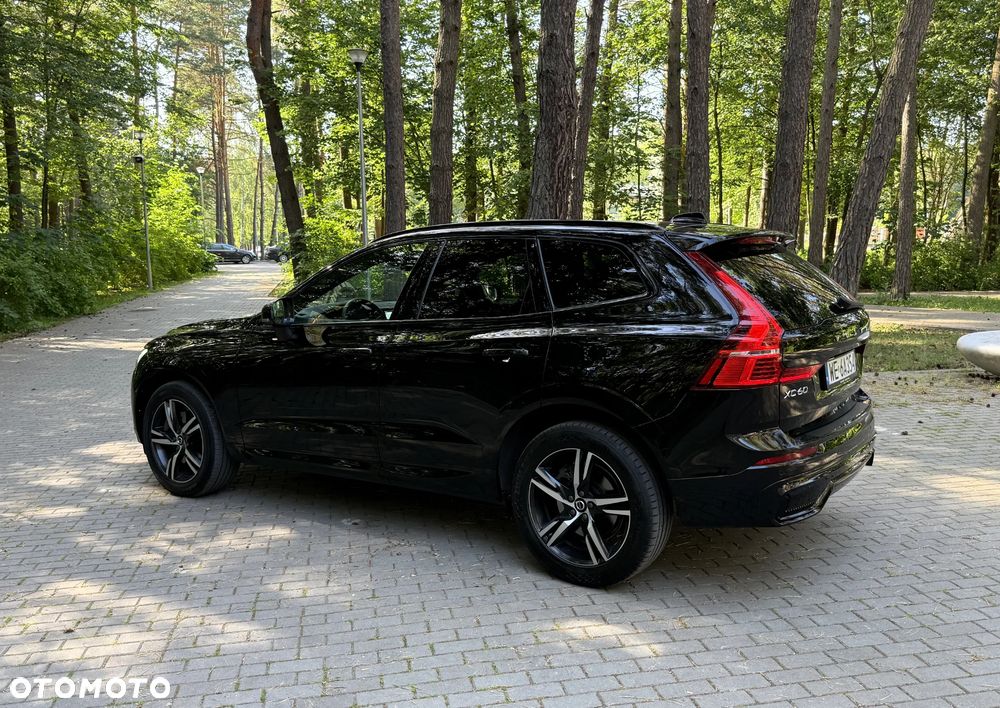 Volvo XC 60 B4 D AWD R-Design - 11