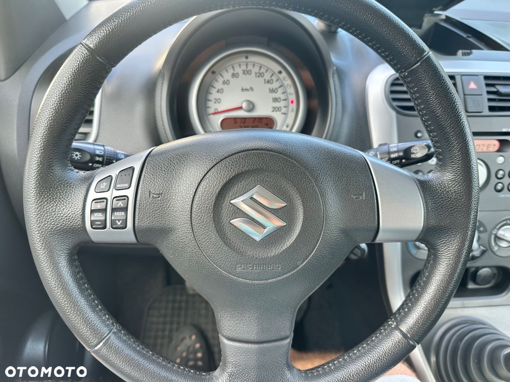 Suzuki Splash 1.0 Club - 28