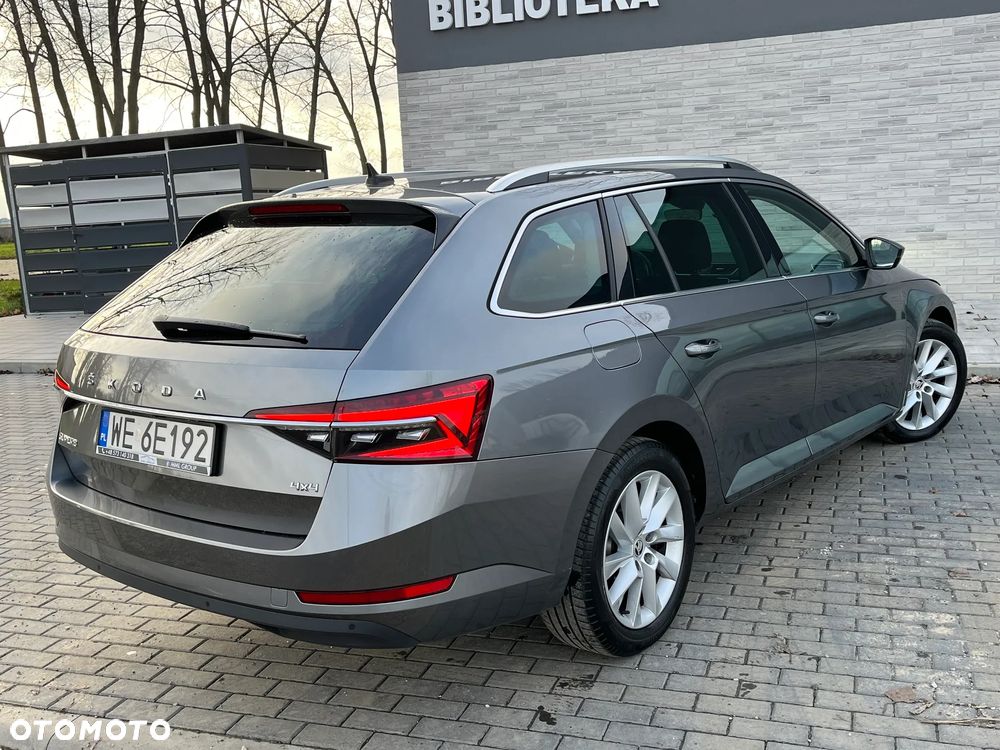 Skoda Superb 2.0 TDI SCR 4x4 Style DSG - 8