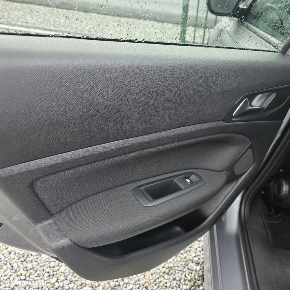 Peugeot 308 1.6 BlueHDi Style - 33