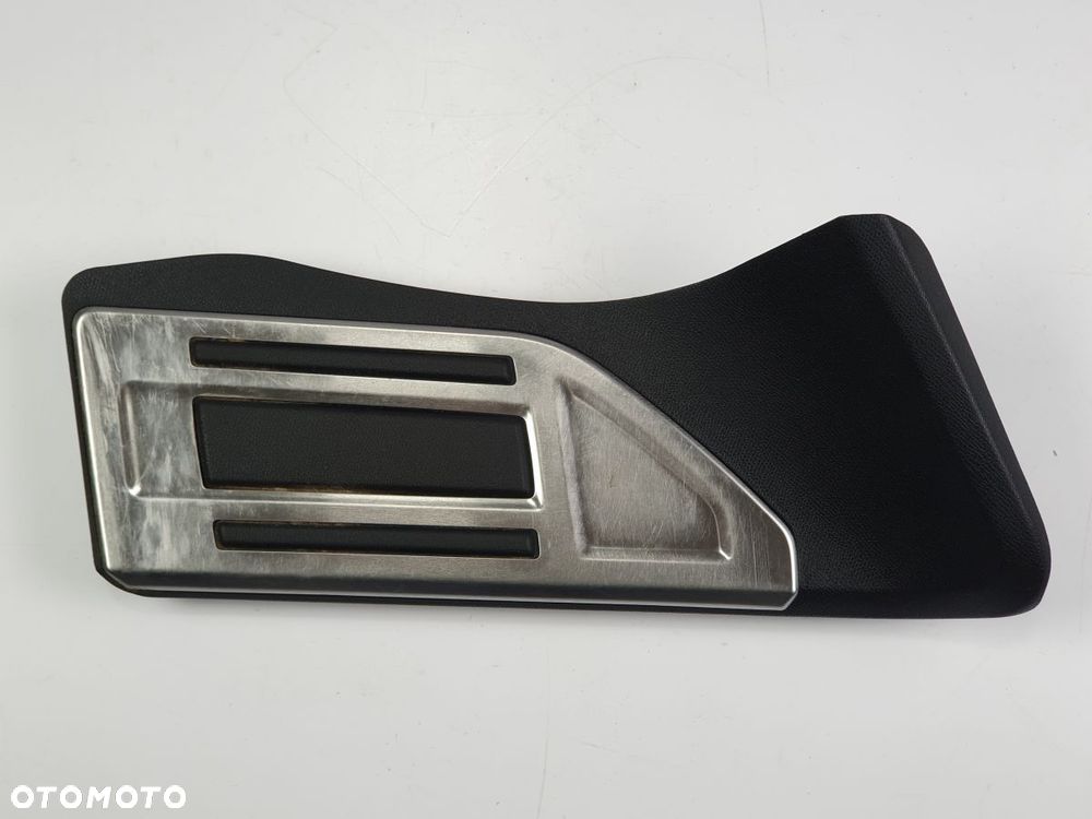 PEUGEOT 3008 od 2017r Stopka Pod Stopę - 1