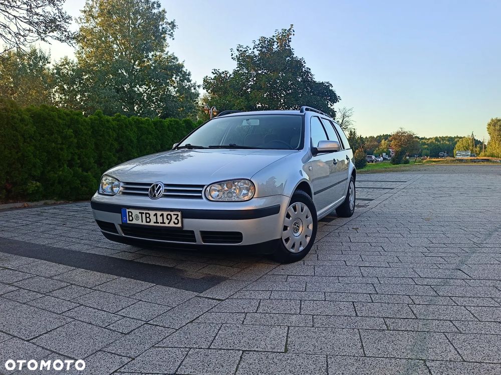 Volkswagen Golf 1.6 Comfortline - 1