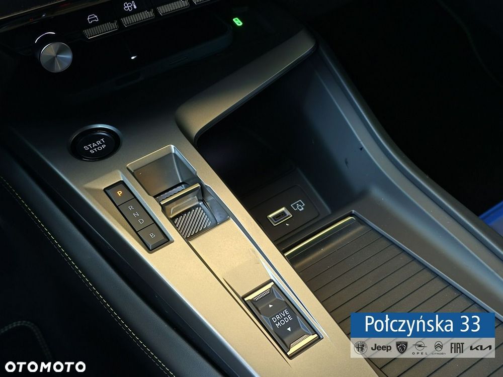 Peugeot 408 - 28