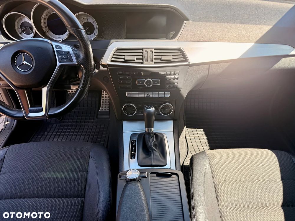 Mercedes-Benz Klasa C 250 CDI BlueEff Sport - 20
